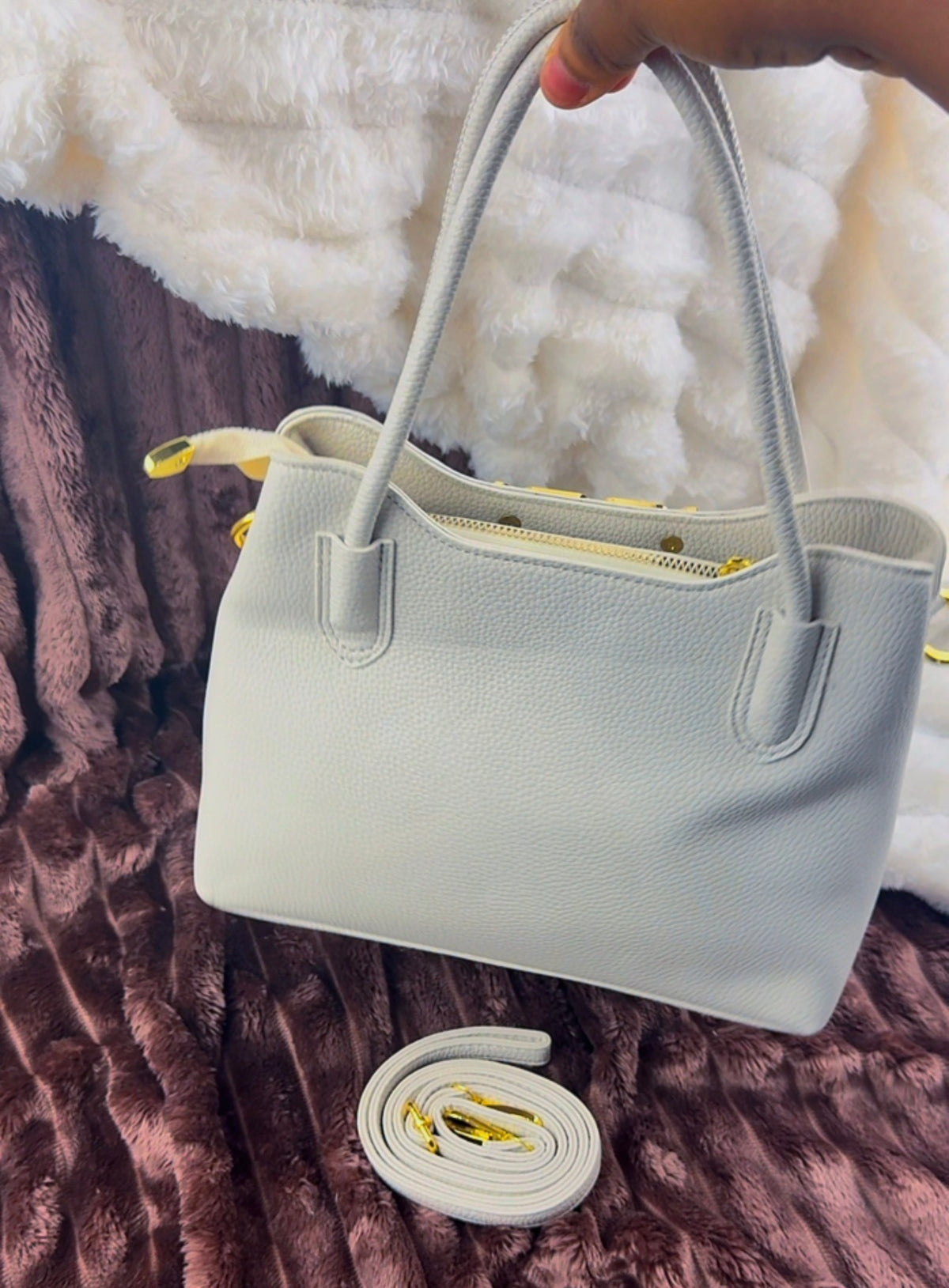 White T Shoulder Handbag | LARYZ Everyday -029 | Medium