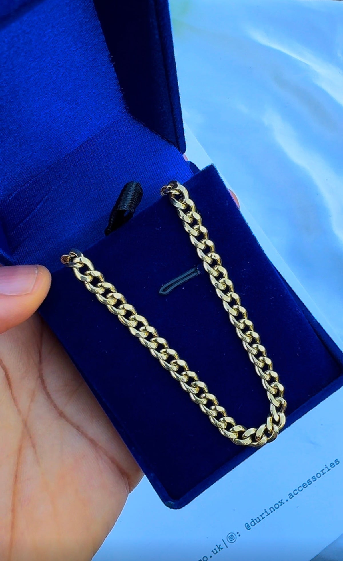 18K Solid Gold Cuban Chain Necklace Unisex | 22 Inches | 6.6g
