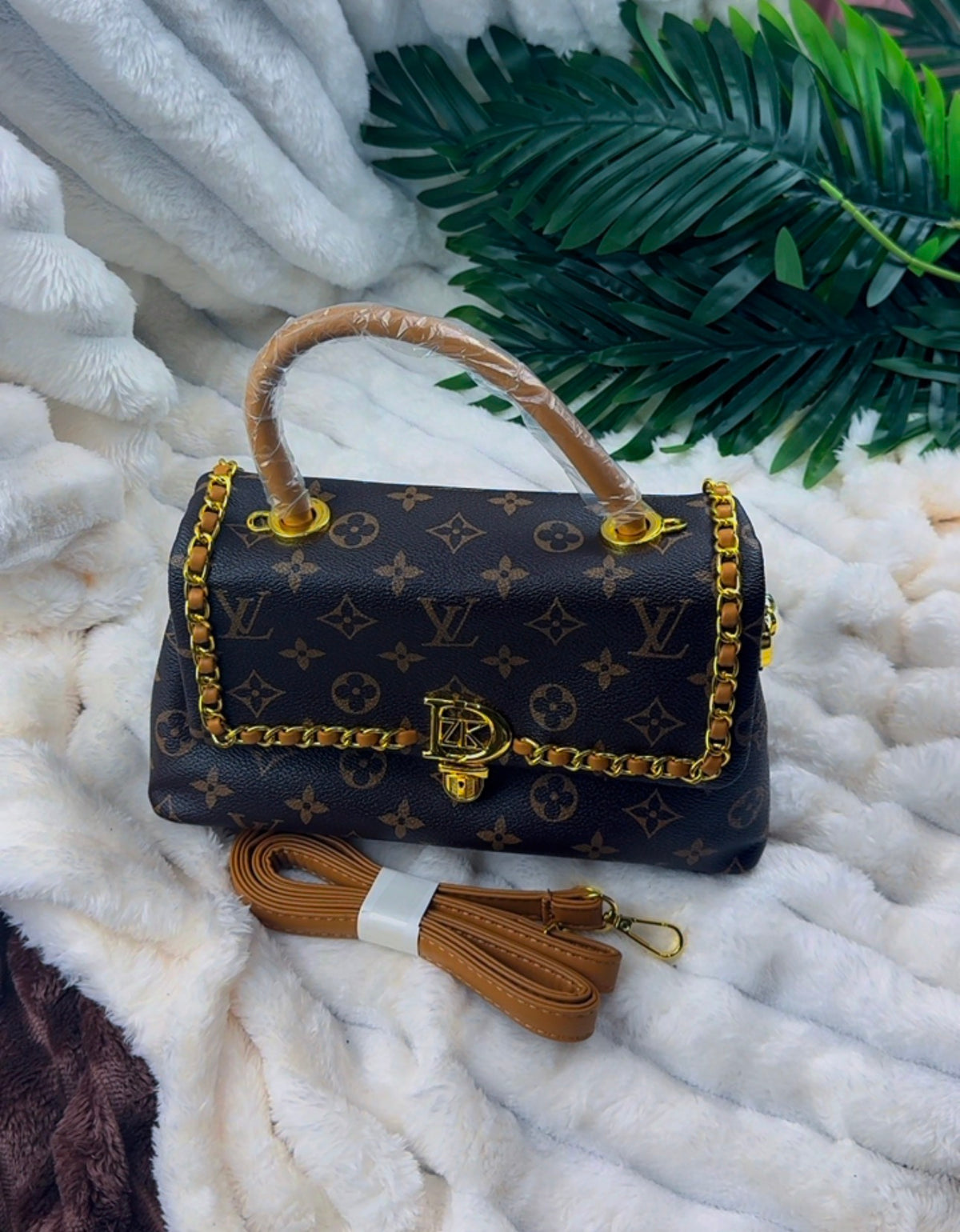 Monogram Canvas Flat Ladies Handbag | LARYZ Everyday - 033 | Medium
