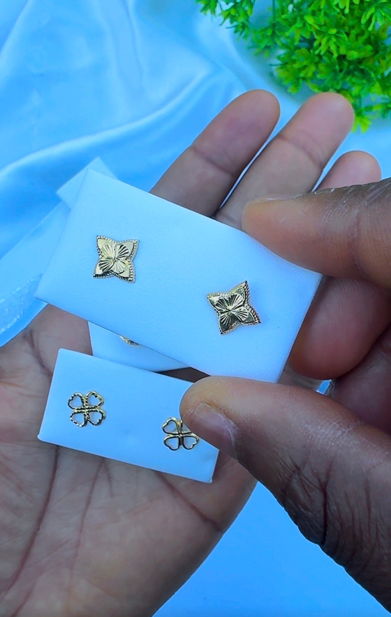 18 Karat Solid Gold Screw Stud Earrings