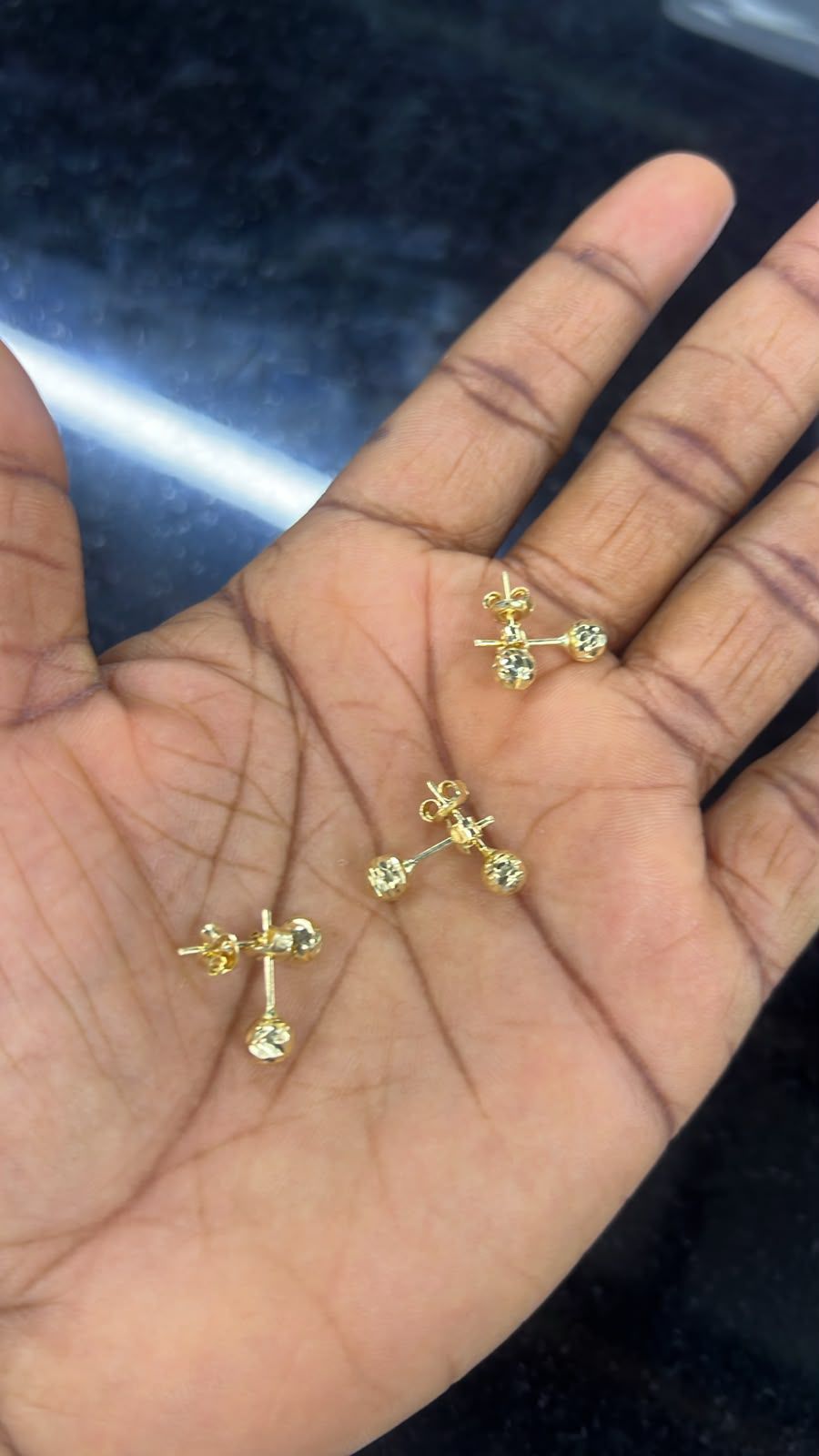 18 Karat Solid Gold Ball Stud Earrings | 1.24g