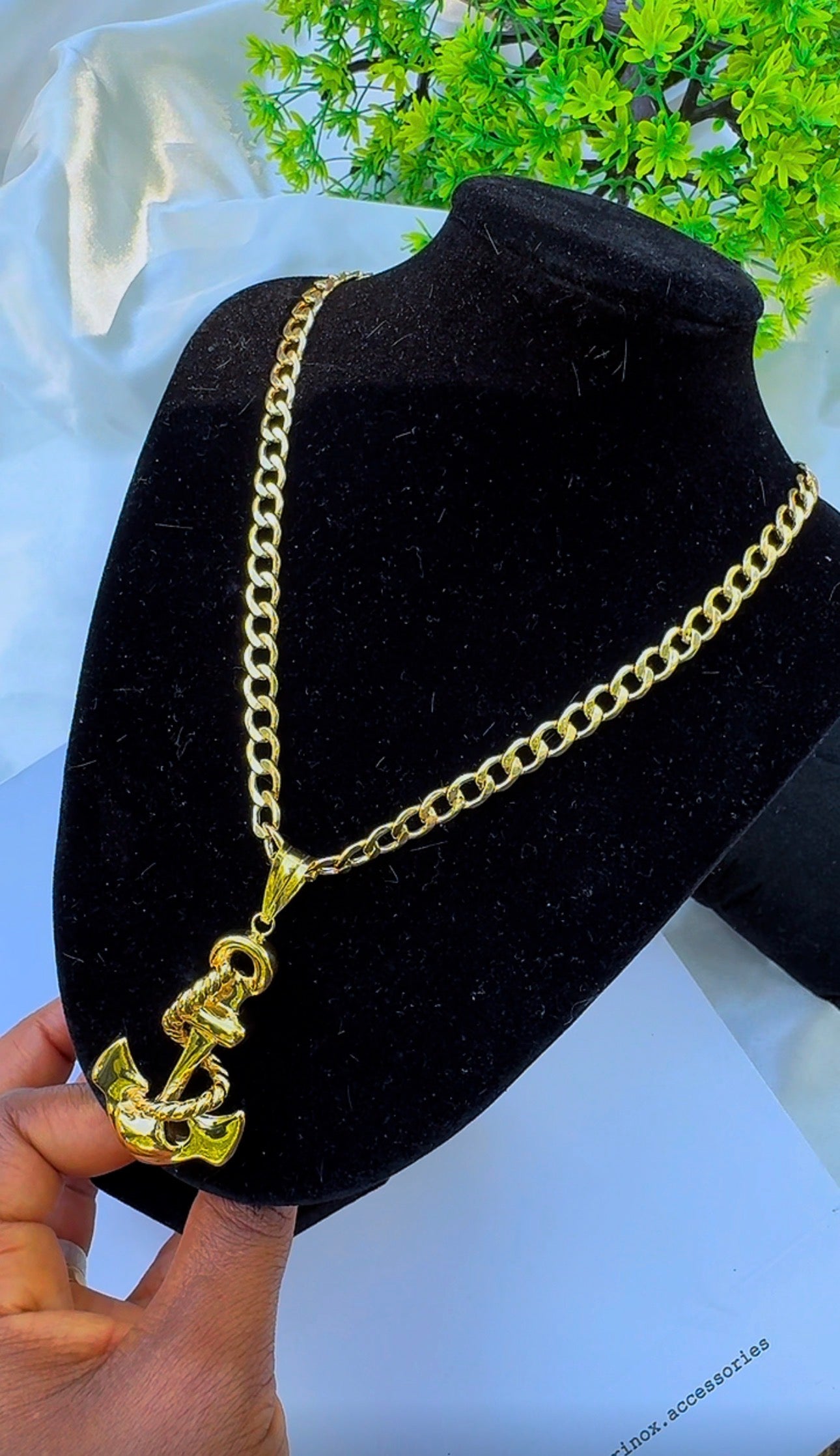 18K Solid Gold Cuban Chain Necklace For Men | 22 Inches | 8.8g
