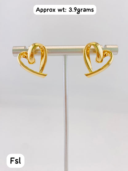 Deget 18 Karat Pure Gold Love Stud Earrings