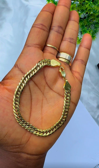 18K Solid Gold Cuban Bracelet – 8 Inches - 5.7g