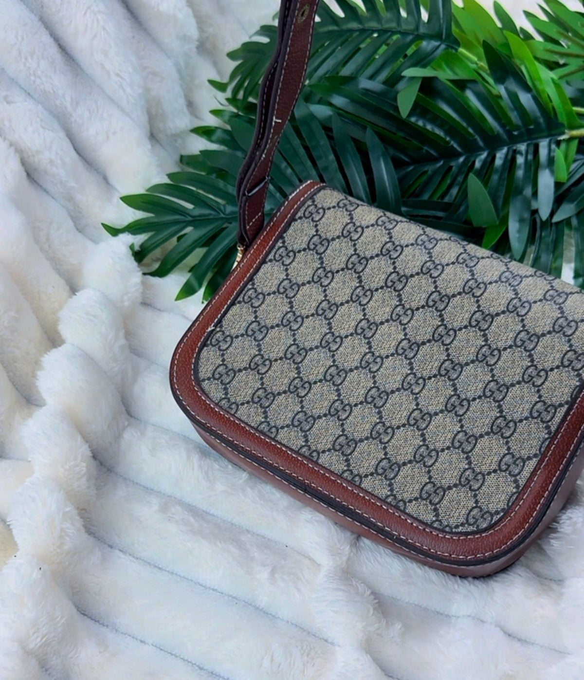 Women's Brown Monogram Pattern Bag  | LARYZ Everyday 050 | Small