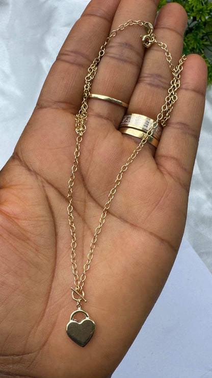 18K Solid Gold Heart Padlock & Toggle Clasp Chain Necklace (2.1g) | 18 Inches
