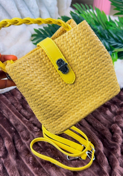 Yellow Woven Shoulder Bag | LARYZ Everyday 053 | Medium