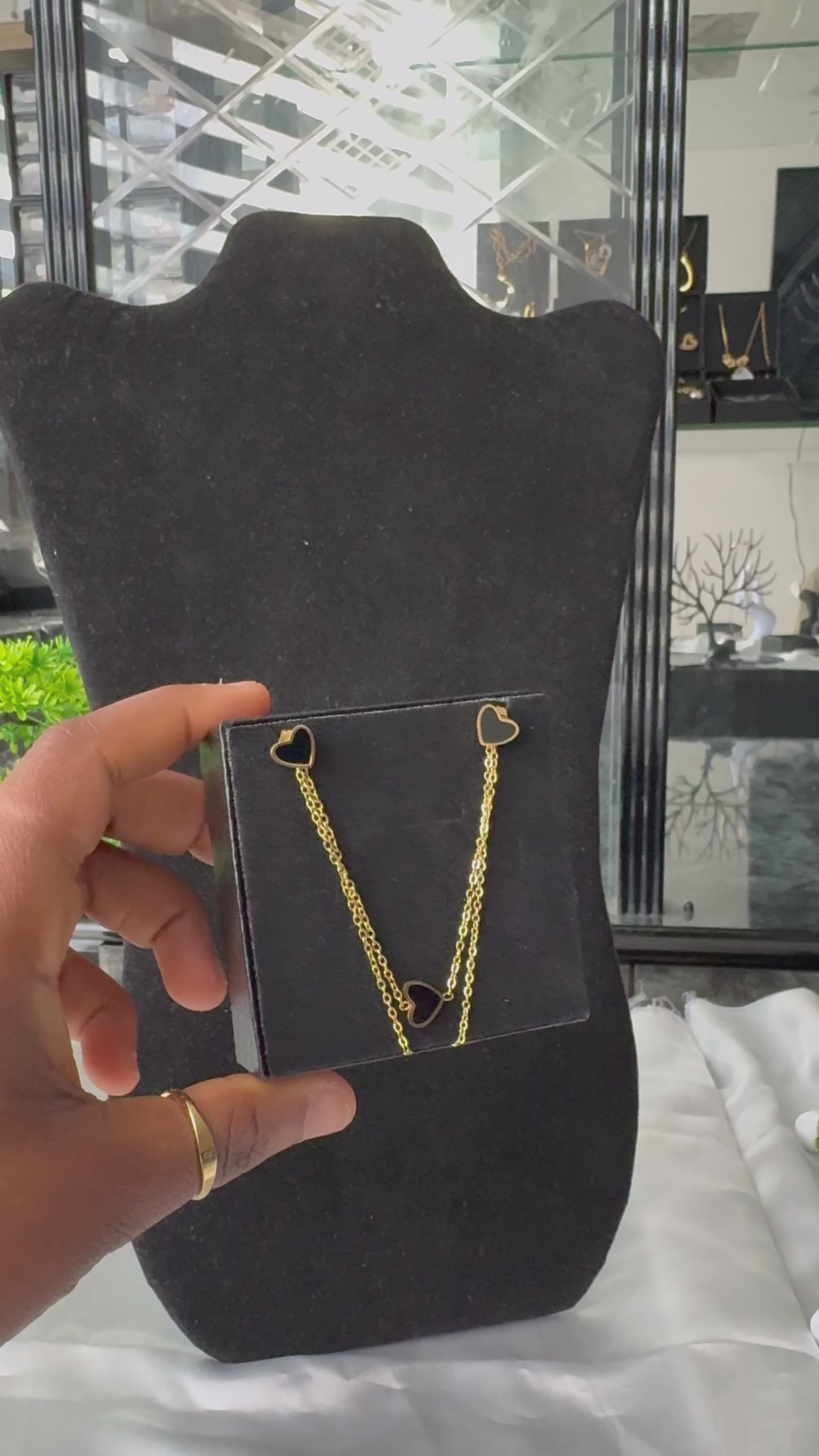 Video Demo | Buy DLix1 Super Double Electroplated Stainless Steel Non Tarnish Elegant Jewellery Set 17+2” Chain Length