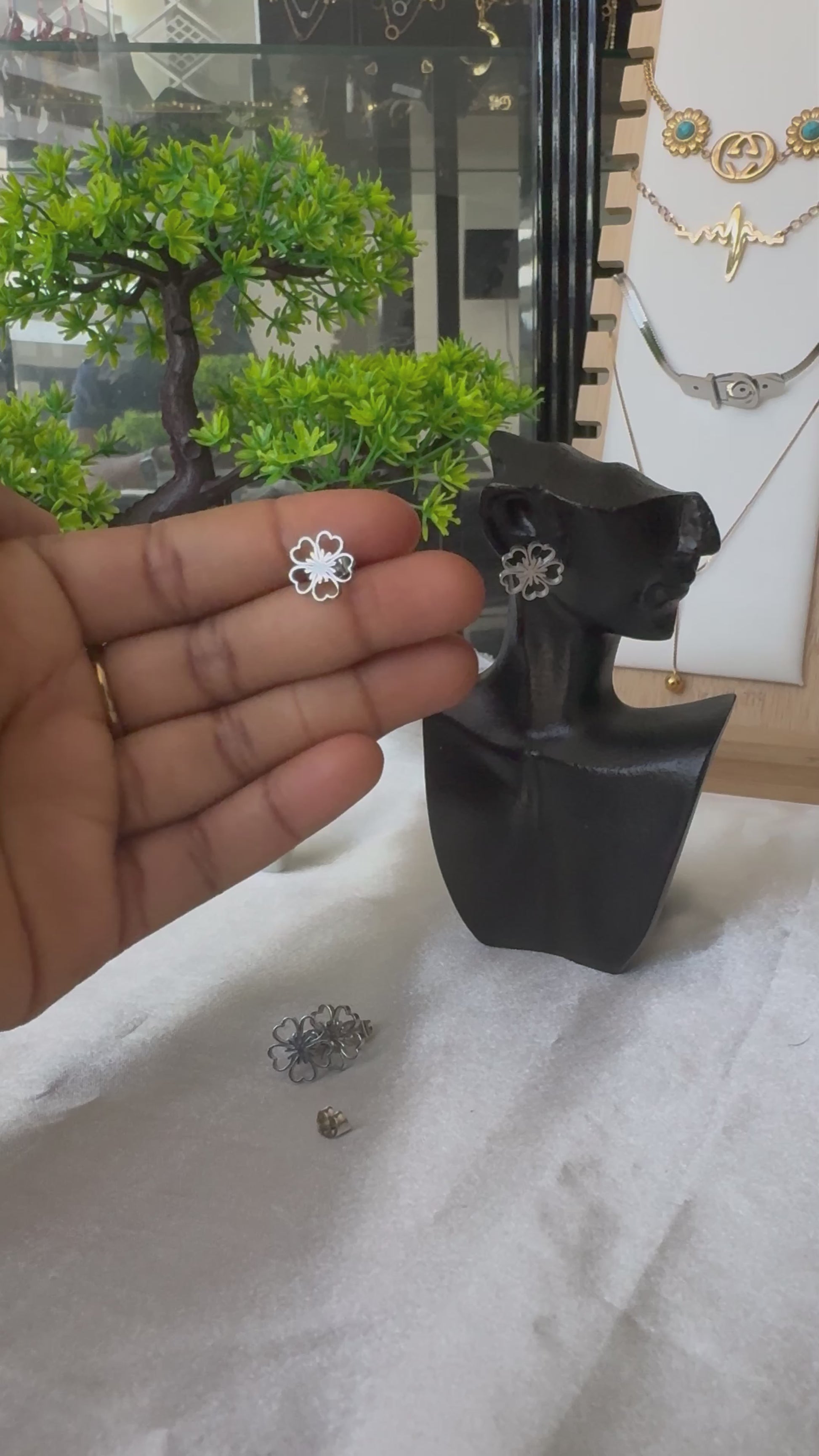 Video Demo | Order Dela Earrings