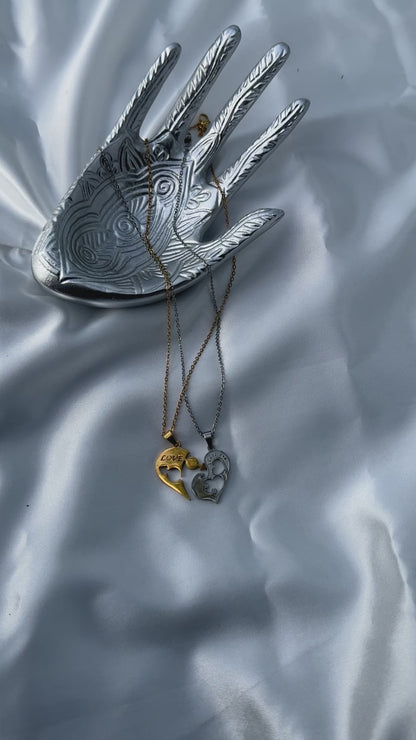 Video Demo | Order Dica Love Necklace